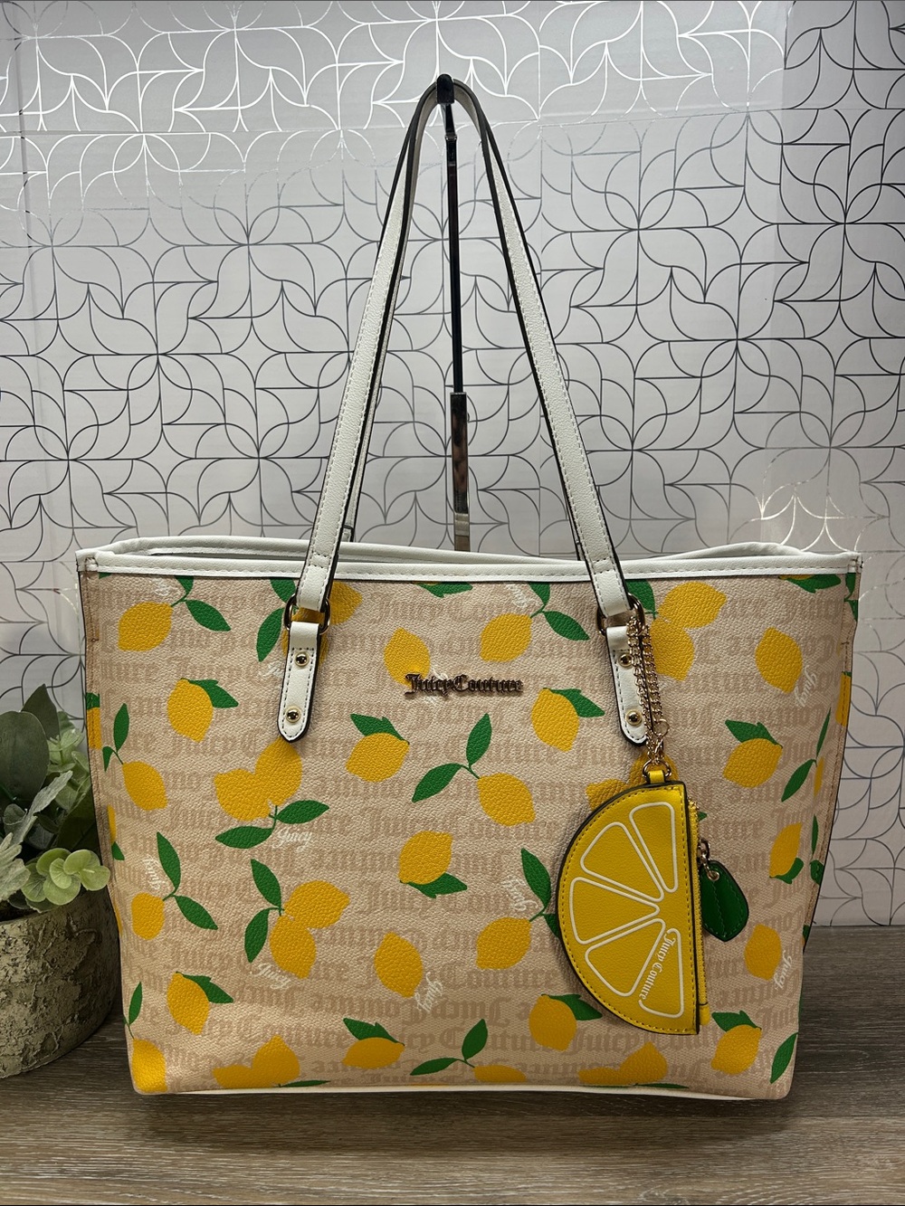 3580  Juicy Couture Fruitful Lemon Tote 083580